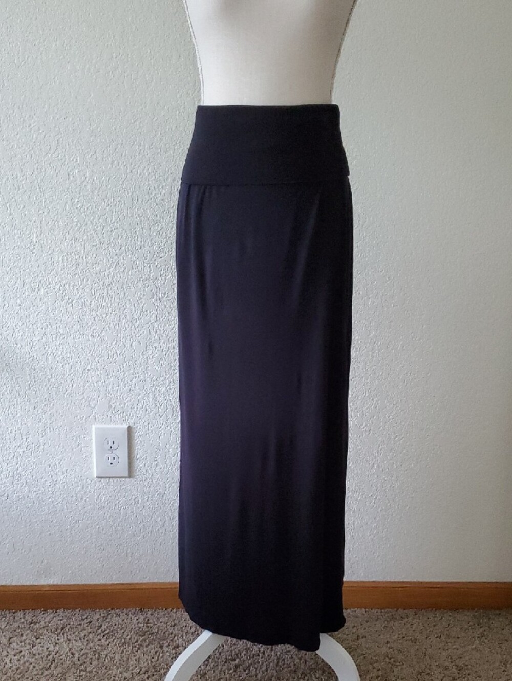 Fold-Over Waistband Black Maxi Skirt for Women